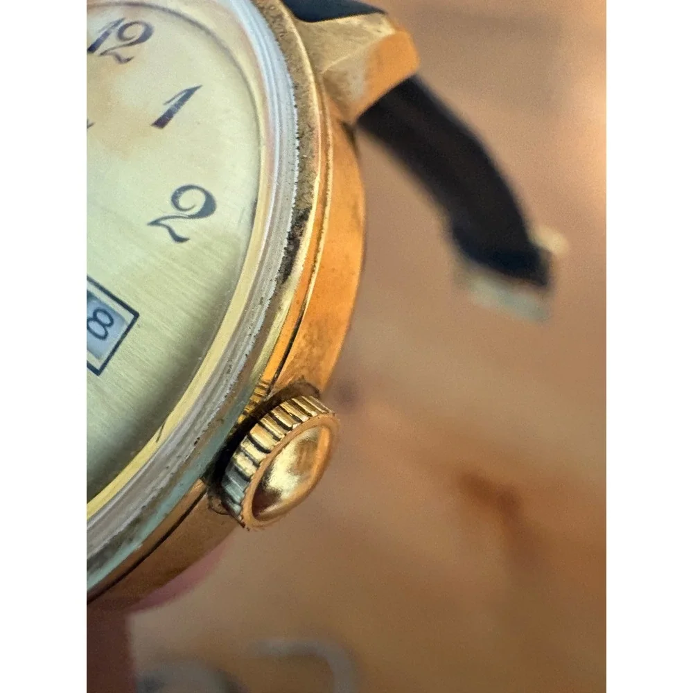 Vintage Timex Automatic Watch Gold Tone Date Window 46561 03274 Black Strap